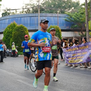 Race photo from SURABAYA ISOPLUS MARATHON 2026