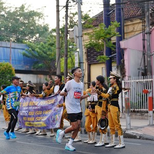 Race photo from SURABAYA ISOPLUS MARATHON 2026