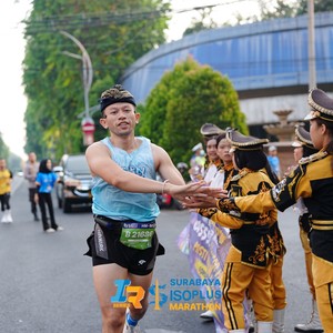 Race photo from SURABAYA ISOPLUS MARATHON 2026