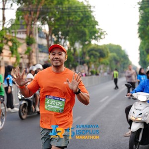 Race photo from SURABAYA ISOPLUS MARATHON 2026