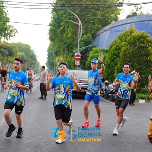 Race photo from SURABAYA ISOPLUS MARATHON 2026