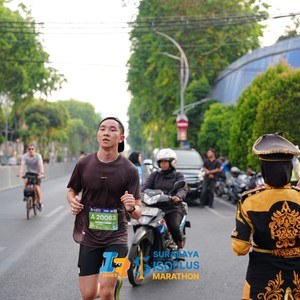 Race photo from SURABAYA ISOPLUS MARATHON 2026