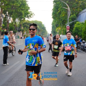 Race photo from SURABAYA ISOPLUS MARATHON 2026
