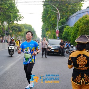 Race photo from SURABAYA ISOPLUS MARATHON 2026