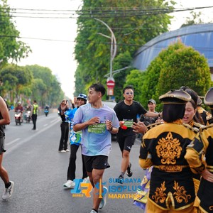 Race photo from SURABAYA ISOPLUS MARATHON 2026
