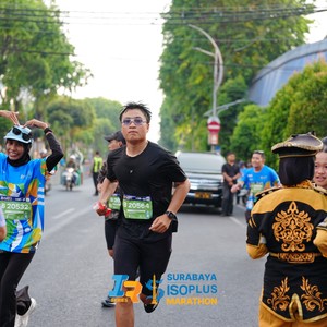Race photo from SURABAYA ISOPLUS MARATHON 2026