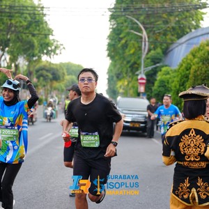Race photo from SURABAYA ISOPLUS MARATHON 2026