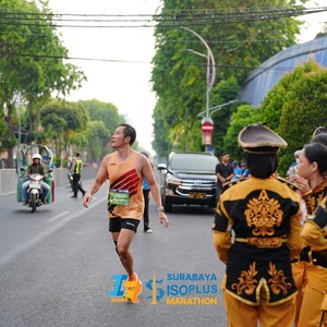 Race photo from SURABAYA ISOPLUS MARATHON 2026