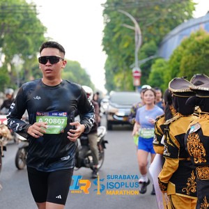 Race photo from SURABAYA ISOPLUS MARATHON 2026