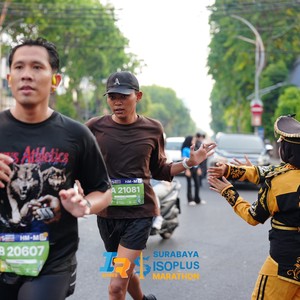 Race photo from SURABAYA ISOPLUS MARATHON 2026
