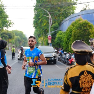 Race photo from SURABAYA ISOPLUS MARATHON 2026