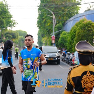 Race photo from SURABAYA ISOPLUS MARATHON 2026
