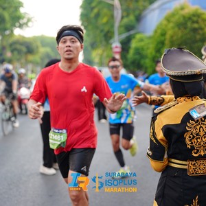 Race photo from SURABAYA ISOPLUS MARATHON 2026