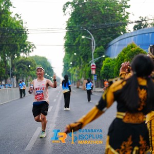 Race photo from SURABAYA ISOPLUS MARATHON 2026