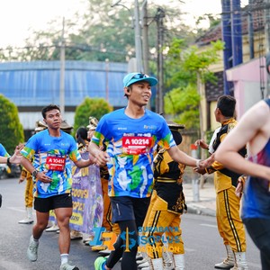 Race photo from SURABAYA ISOPLUS MARATHON 2026