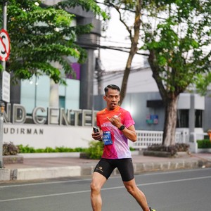Race photo from SURABAYA ISOPLUS MARATHON 2026