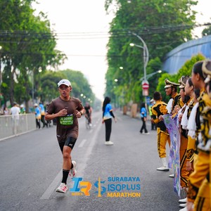 Race photo from SURABAYA ISOPLUS MARATHON 2026