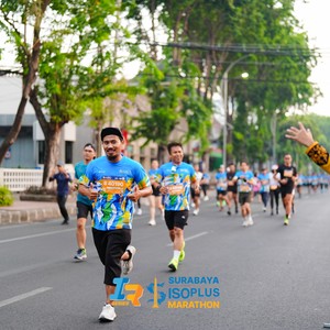 Race photo from SURABAYA ISOPLUS MARATHON 2026