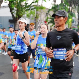Race photo from SURABAYA ISOPLUS MARATHON 2026