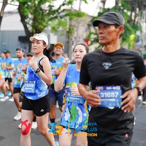 Race photo from SURABAYA ISOPLUS MARATHON 2026