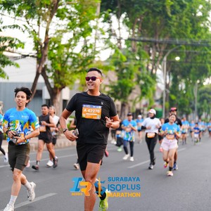 Race photo from SURABAYA ISOPLUS MARATHON 2026