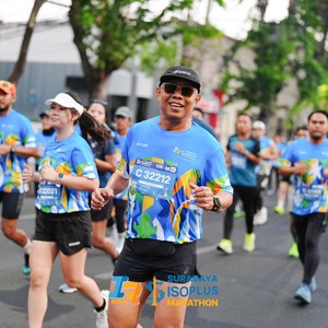 Race photo from SURABAYA ISOPLUS MARATHON 2026