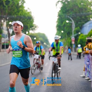 Race photo from SURABAYA ISOPLUS MARATHON 2026