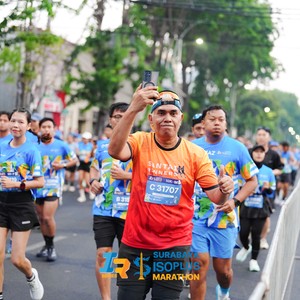 Race photo from SURABAYA ISOPLUS MARATHON 2026