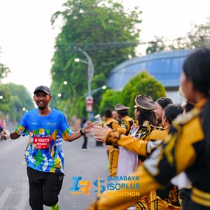 Race photo from SURABAYA ISOPLUS MARATHON 2026