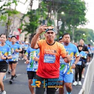 Race photo from SURABAYA ISOPLUS MARATHON 2026
