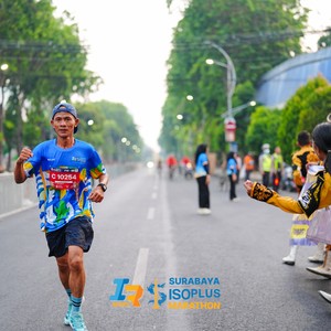 Race photo from SURABAYA ISOPLUS MARATHON 2026