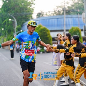 Race photo from SURABAYA ISOPLUS MARATHON 2026