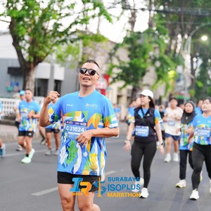 Race photo from SURABAYA ISOPLUS MARATHON 2026