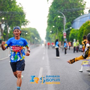 Race photo from SURABAYA ISOPLUS MARATHON 2026