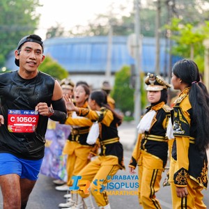 Race photo from SURABAYA ISOPLUS MARATHON 2026