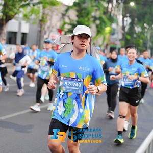 Race photo from SURABAYA ISOPLUS MARATHON 2026