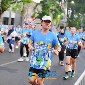 Race photo from SURABAYA ISOPLUS MARATHON 2026