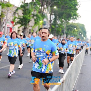 Race photo from SURABAYA ISOPLUS MARATHON 2026