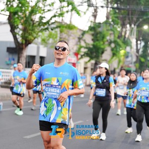 Race photo from SURABAYA ISOPLUS MARATHON 2026