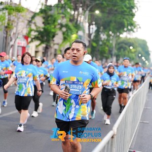 Race photo from SURABAYA ISOPLUS MARATHON 2026