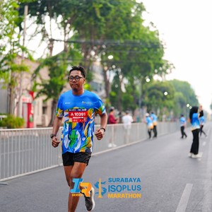 Race photo from SURABAYA ISOPLUS MARATHON 2026
