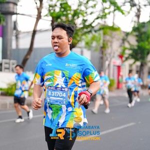 Race photo from SURABAYA ISOPLUS MARATHON 2026