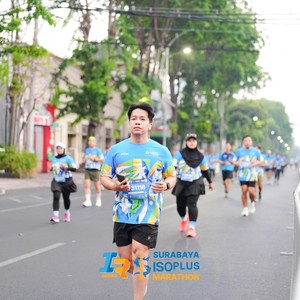 Race photo from SURABAYA ISOPLUS MARATHON 2026