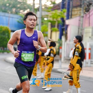 Race photo from SURABAYA ISOPLUS MARATHON 2026