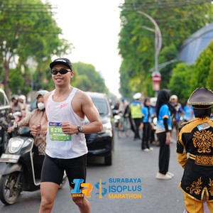 Race photo from SURABAYA ISOPLUS MARATHON 2026