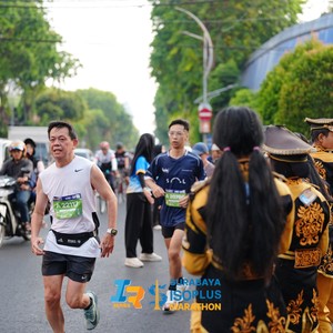 Race photo from SURABAYA ISOPLUS MARATHON 2026