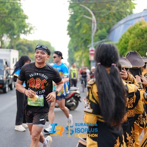 Race photo from SURABAYA ISOPLUS MARATHON 2026