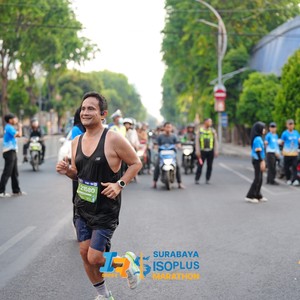 Race photo from SURABAYA ISOPLUS MARATHON 2026