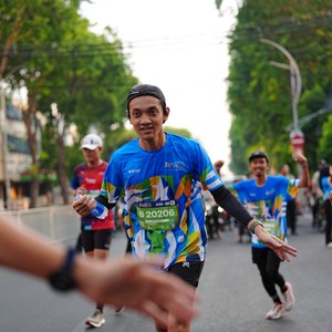 Race photo from SURABAYA ISOPLUS MARATHON 2026