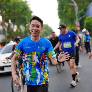 Race photo from SURABAYA ISOPLUS MARATHON 2026
